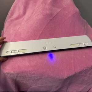 Wii Ultra Sensor Bar Wide Range
Wireless For Wii Wii U White -